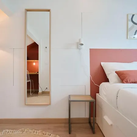 2 De Caractere. Апартаменты